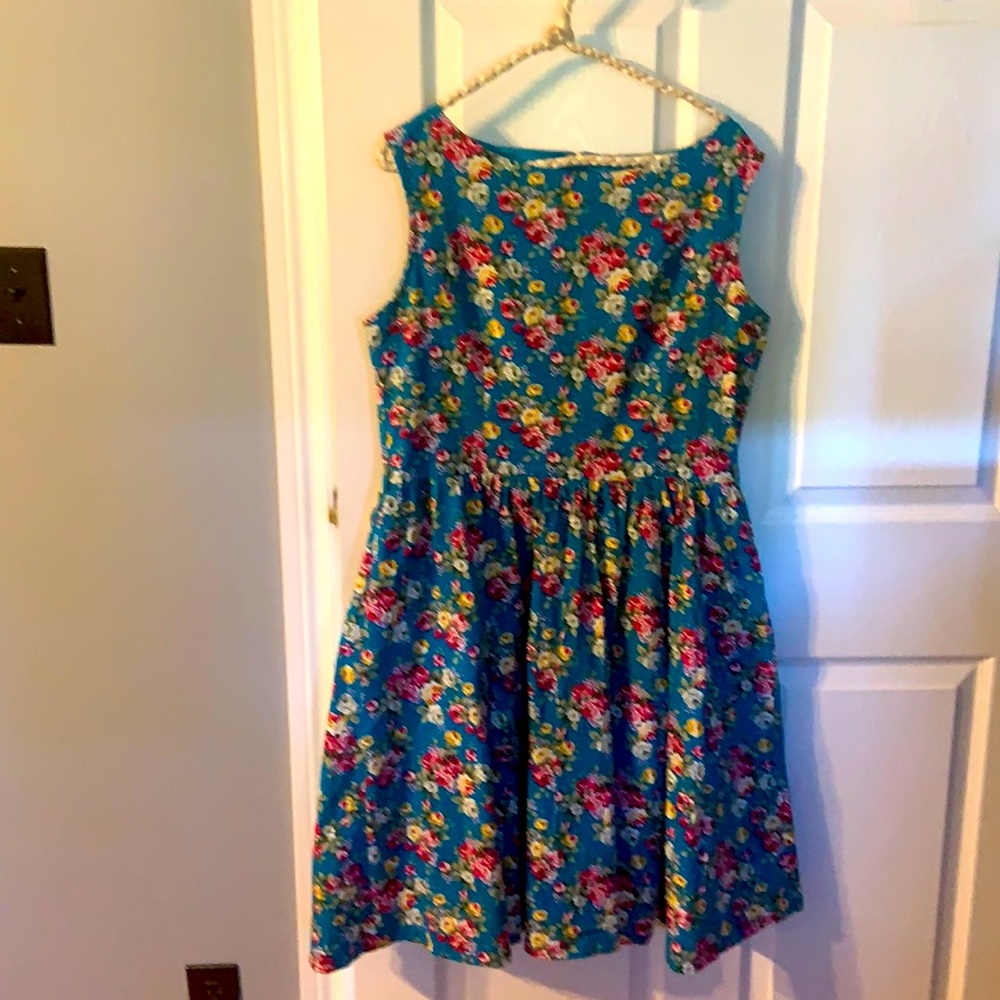 Lindy Bop Floral Sleeveless Swing Dress XL